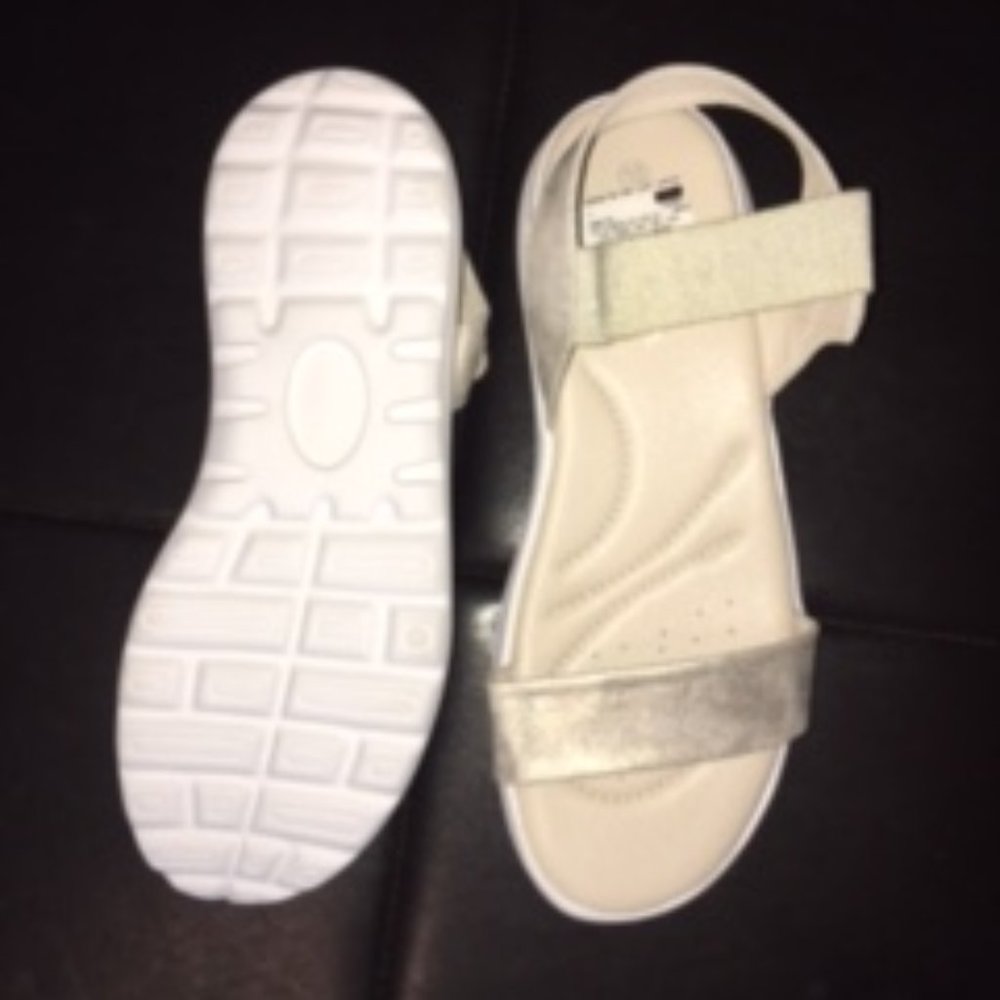 (NEW) Nature Breeze Champagne Comfort Sandals - Size 10 - Picture 8 of 8